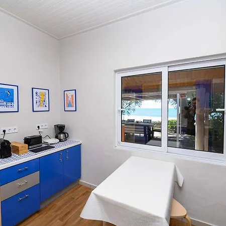 Sandy Toes And Salty Noses Beach House Paradise Perfect For Families Pírgos Exterior foto