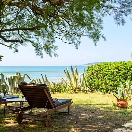 Sandy Toes And Salty Noses Beach House Paradise Pyrgos (Elis) Exterior photo