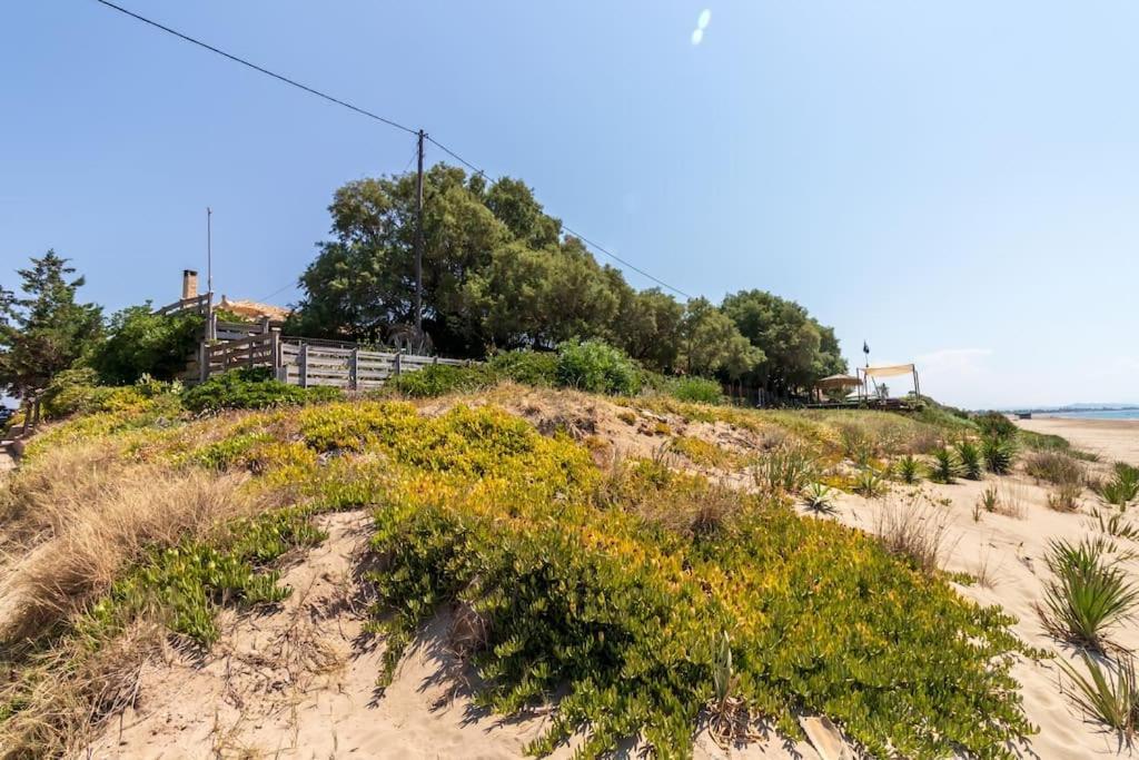 Villa Sandy Toes And Salty Noses Beach House Paradise Pyrgos (Elis)